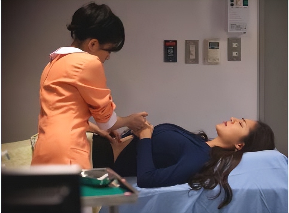 女性“巨阴症”，能不能够生育？医生提醒：需要重视这3种情况