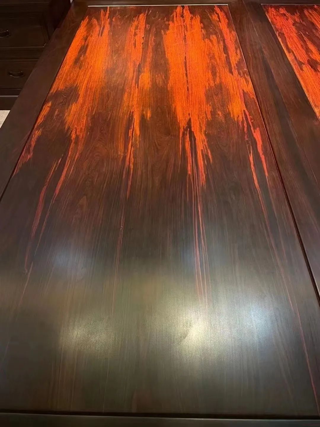 大红酸枝有哪几种木材,大红酸枝属于什么木种