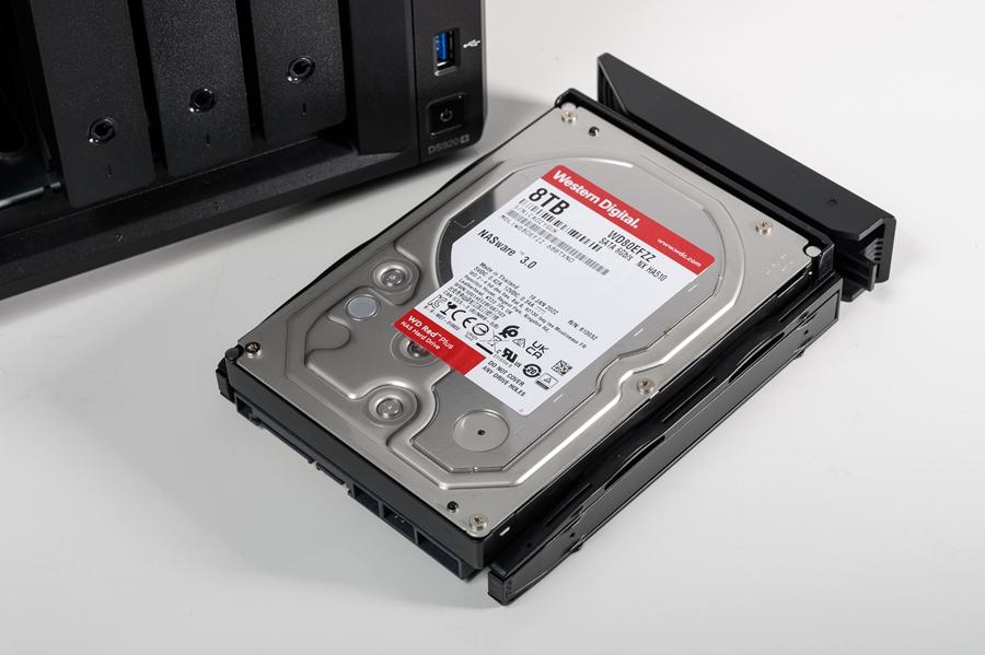 黑群晖nas两个硬盘组合设置,群晖nas新手教程保留硬盘数据