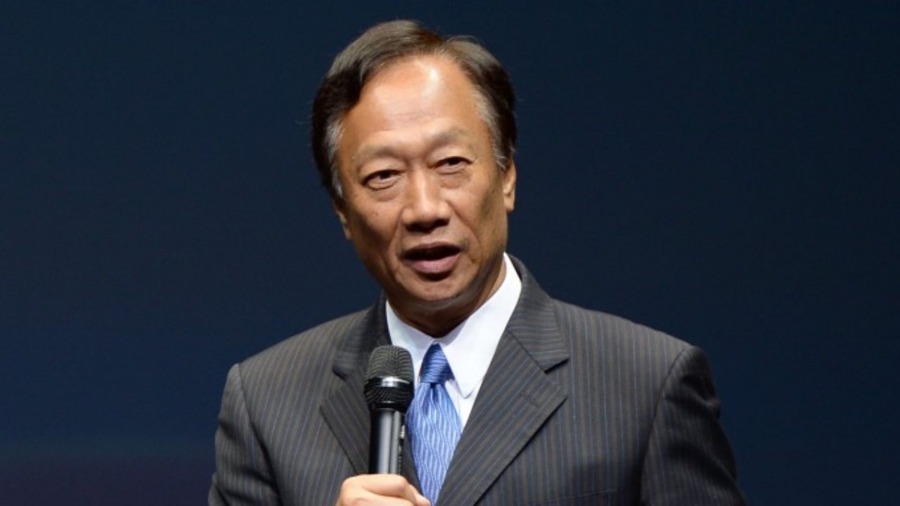 郭台铭该紧张了，iPhone15订单，要被2家厂商分走25%？