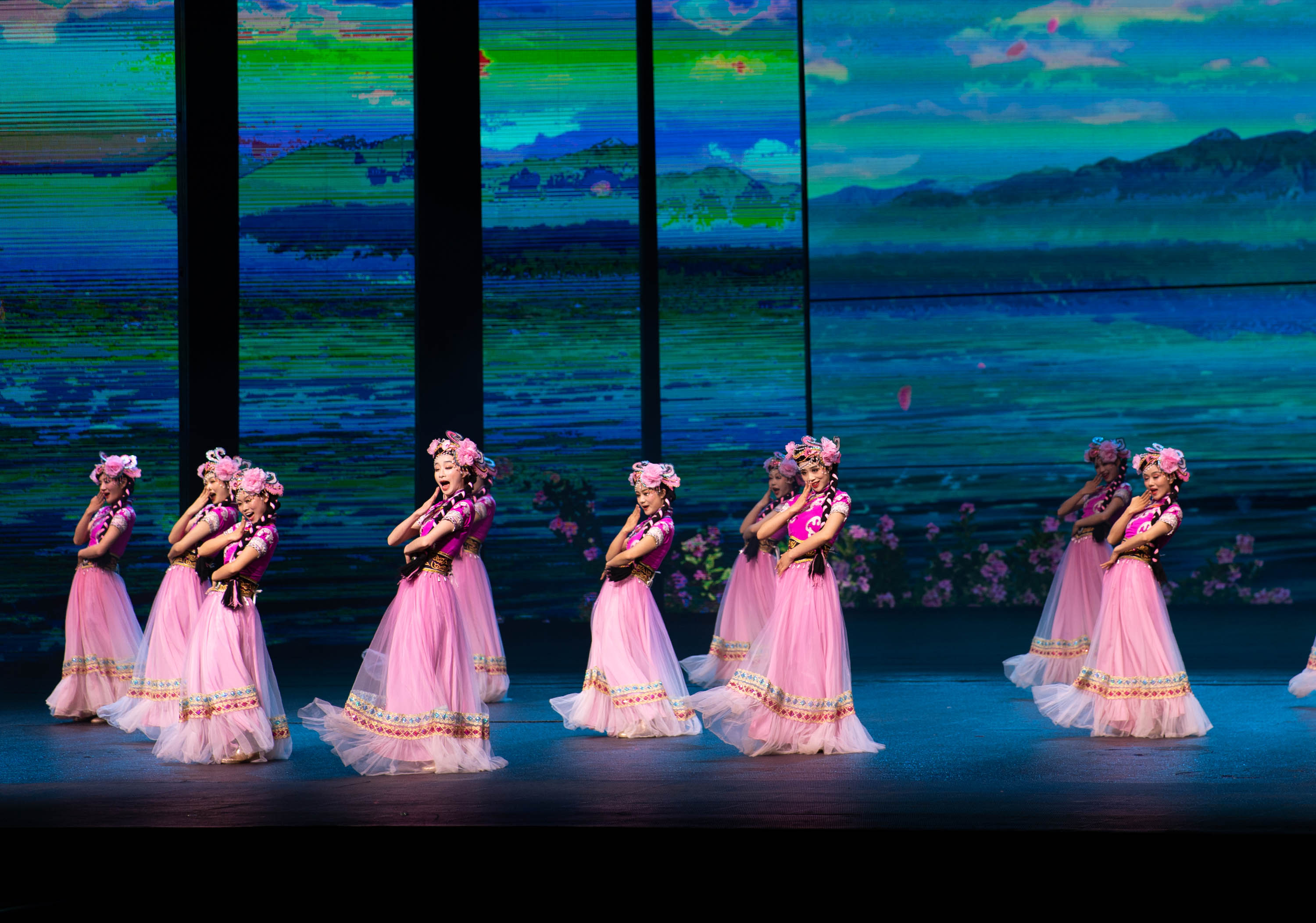 去云南跟团一日游攻略图片大全集,云南跟团六日游攻略大全图片