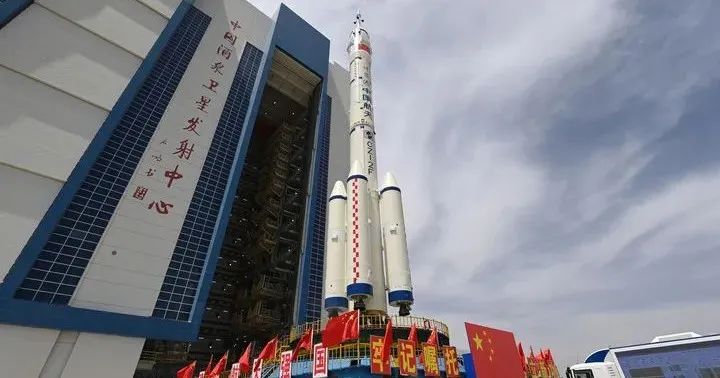 关于实施临时道路交通管制的通告,荆州最新交通管制通知