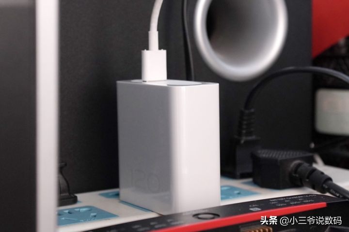 vivo快充和iqoo闪充通用吗,vivoiqoo充电器推荐闪充