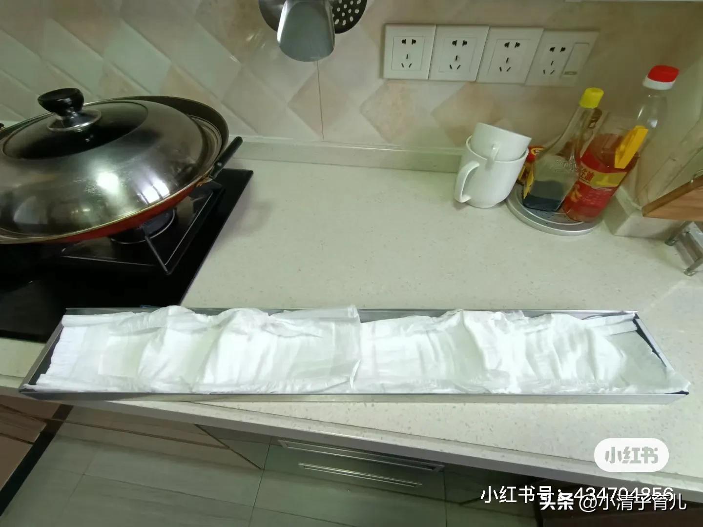 纸尿裤便宜扔掉也不会心疼,纸尿裤小了不够长