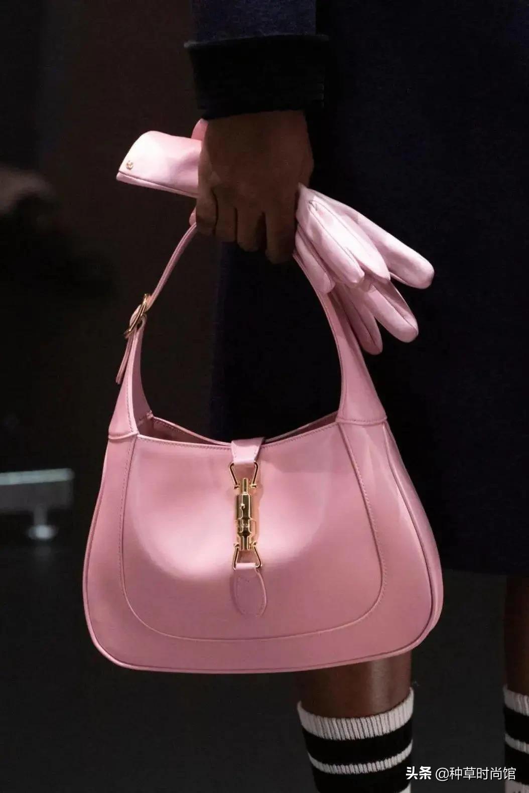 今年最火的包包名牌,今年最火的三款包包