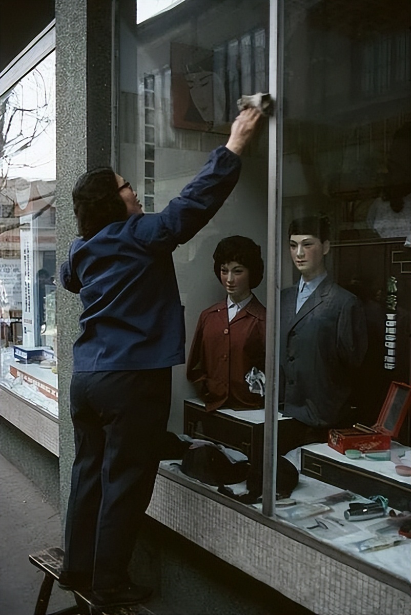 80年代欧美中性风穿搭,复古风穿搭80年代衣服