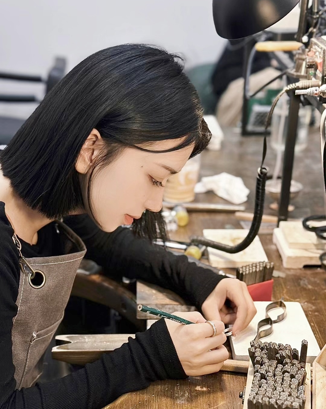 diy银饰手工教程,diy银饰手工制作活动主题