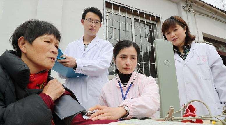 三无学生学医,三无家庭的孩子学医