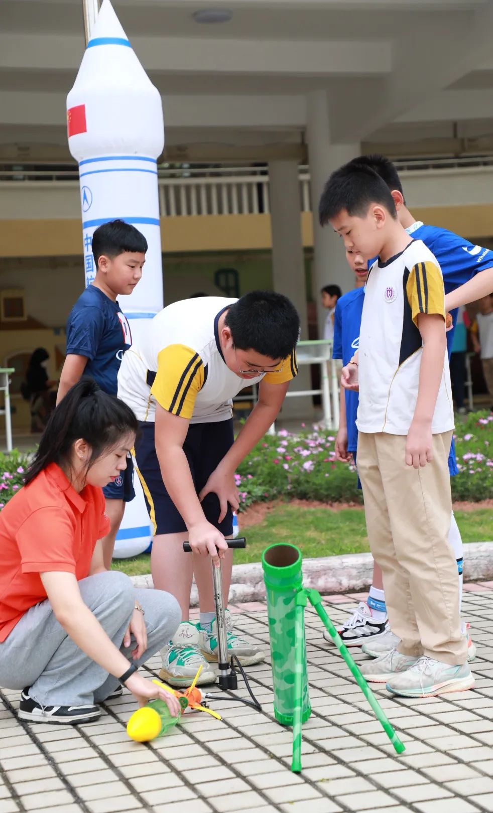 前方高能谁演的,前方高能校园歌手演唱瞬间