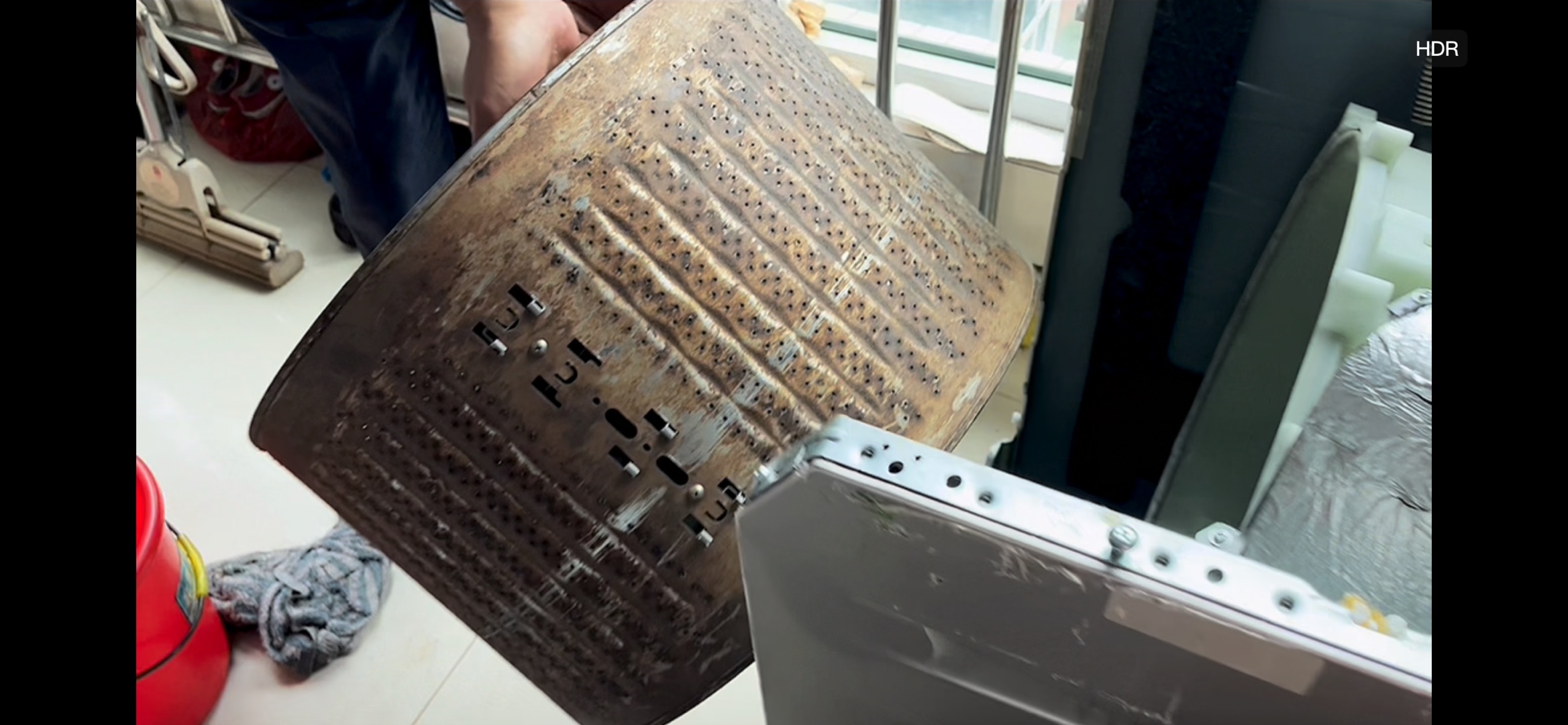 三洋帝度滚筒洗衣机清洗教程,三洋帝度烘干洗衣机拆卸清洗方法