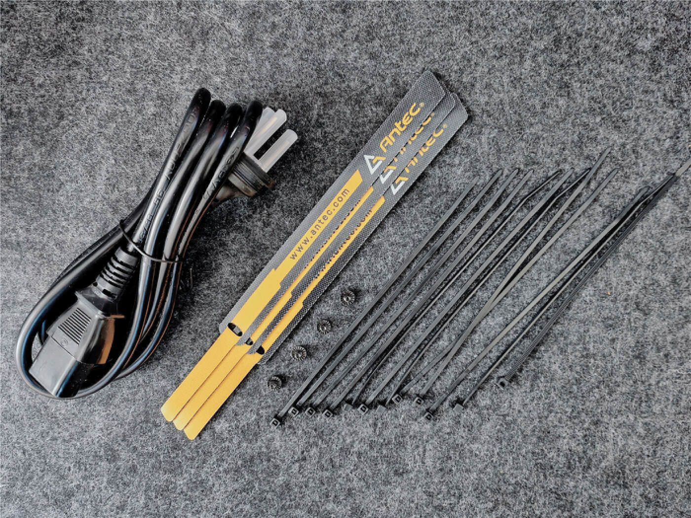 安钛克电源650w全模组怎么样,安钛克电源全模组怎么选