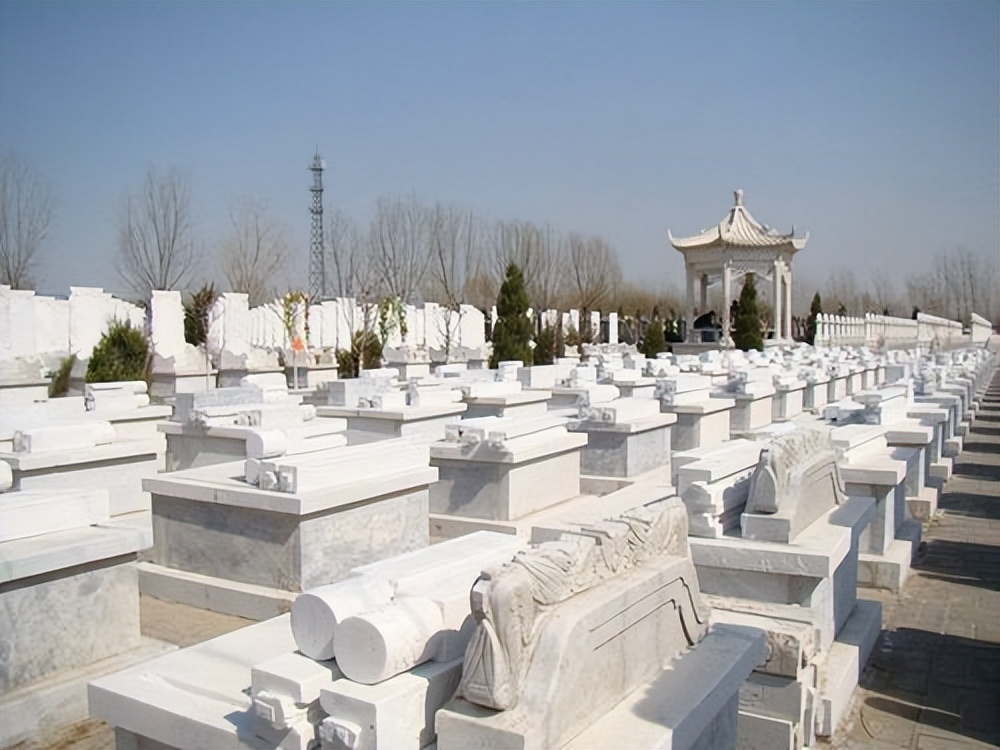 为什么买骨灰房不买墓地,骨灰房为什么便宜