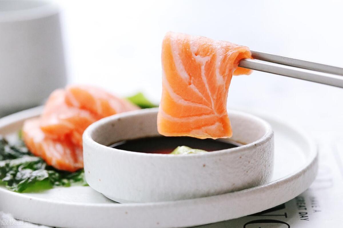 补充vd首选d2还是d3,晒太阳多久补vd