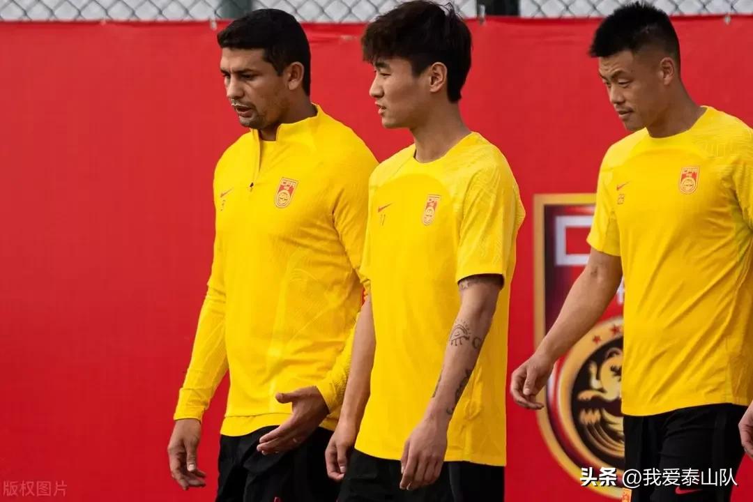 国足对阵新西兰,国足0比0战平新西兰比赛分析