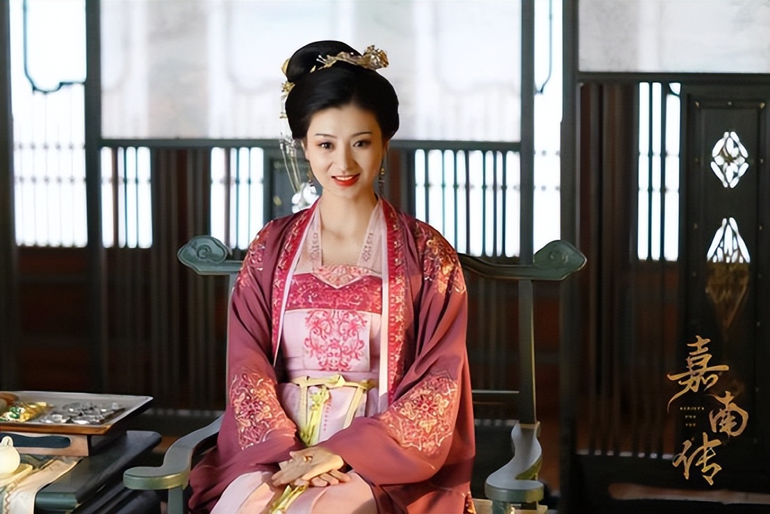 沈眉庄扮演者斓曦多大了,40岁斓曦再演沈眉庄温太医