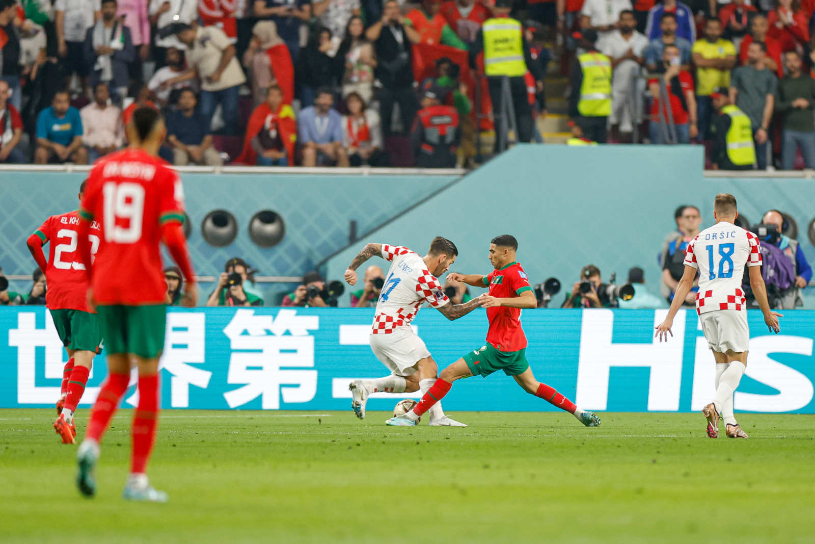 中国足球扎心时刻,中国足球上一次振奋人心的时刻