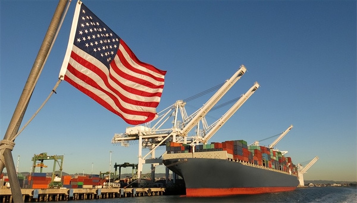 特朗普是否正在带领美国走向巅峰,特朗普4年来对美国的成就