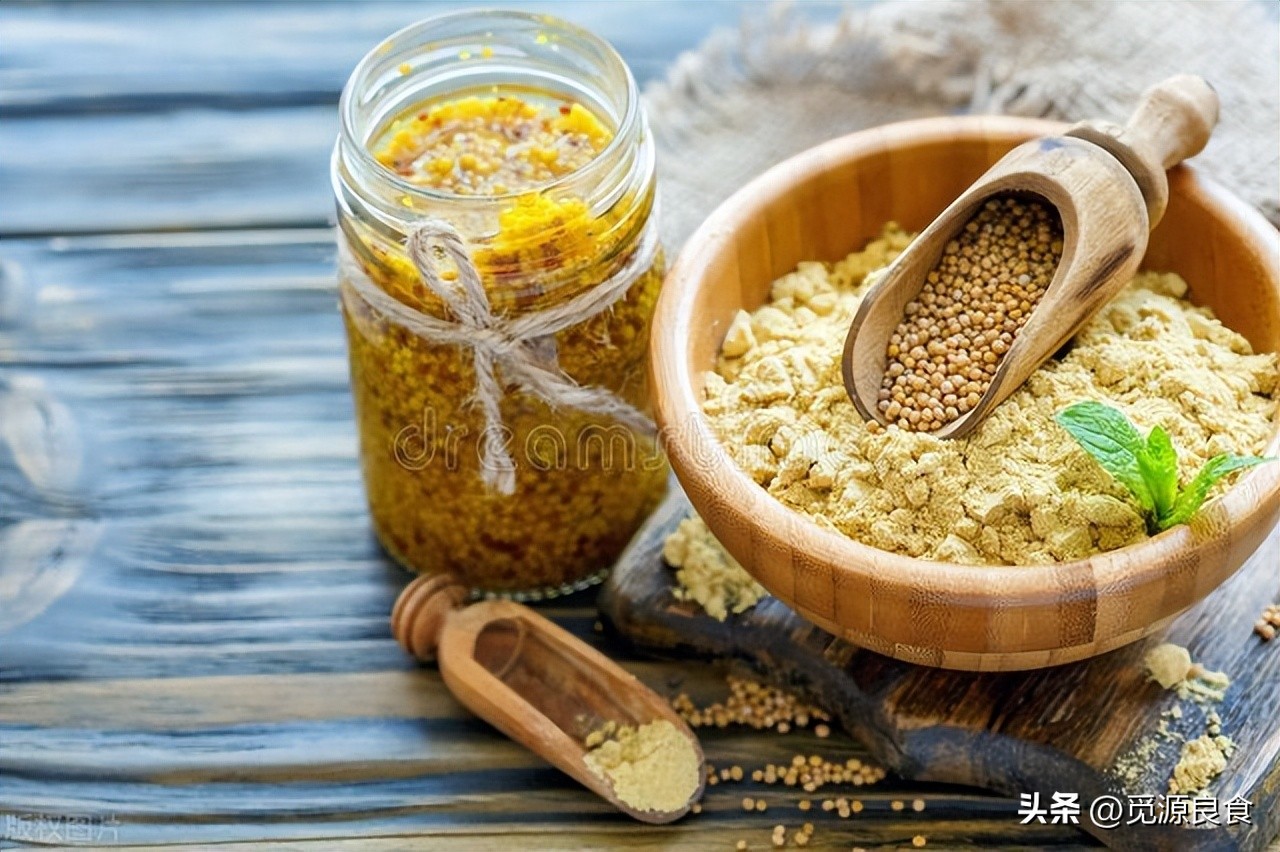 芥末是用什么做成的,金葵芥末和山葵芥末有什么区别