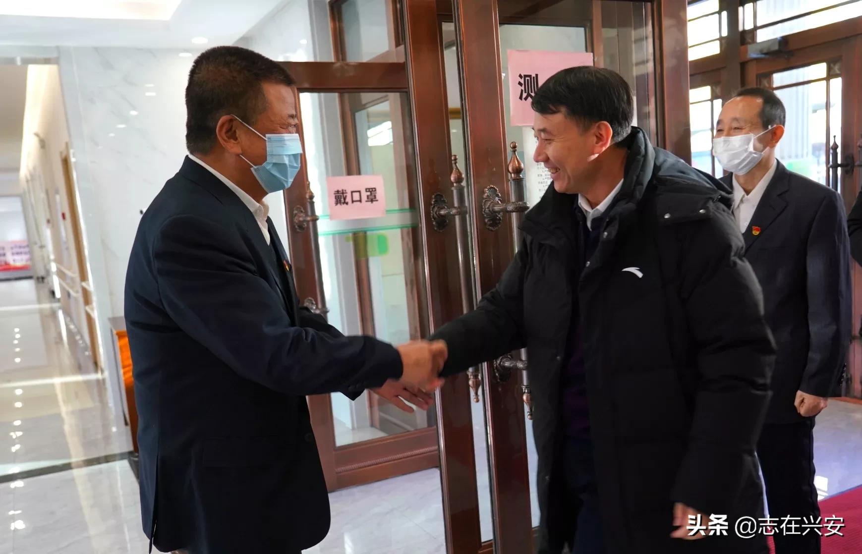 亲切关怀的问候与祝福,亲切慰问传递浓浓关怀