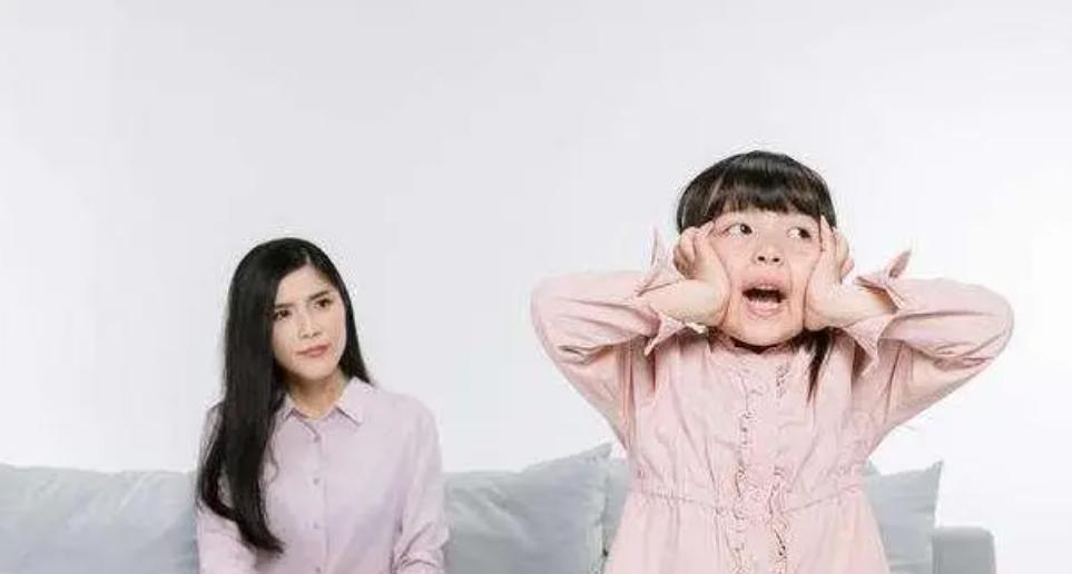 蹇冪悊瀛﹀缁欑埗姣嶇殑蹇犲憡,蹇冪悊瀛︾煡璇嗗垎鏋愯鐖舵瘝鍐疯惤