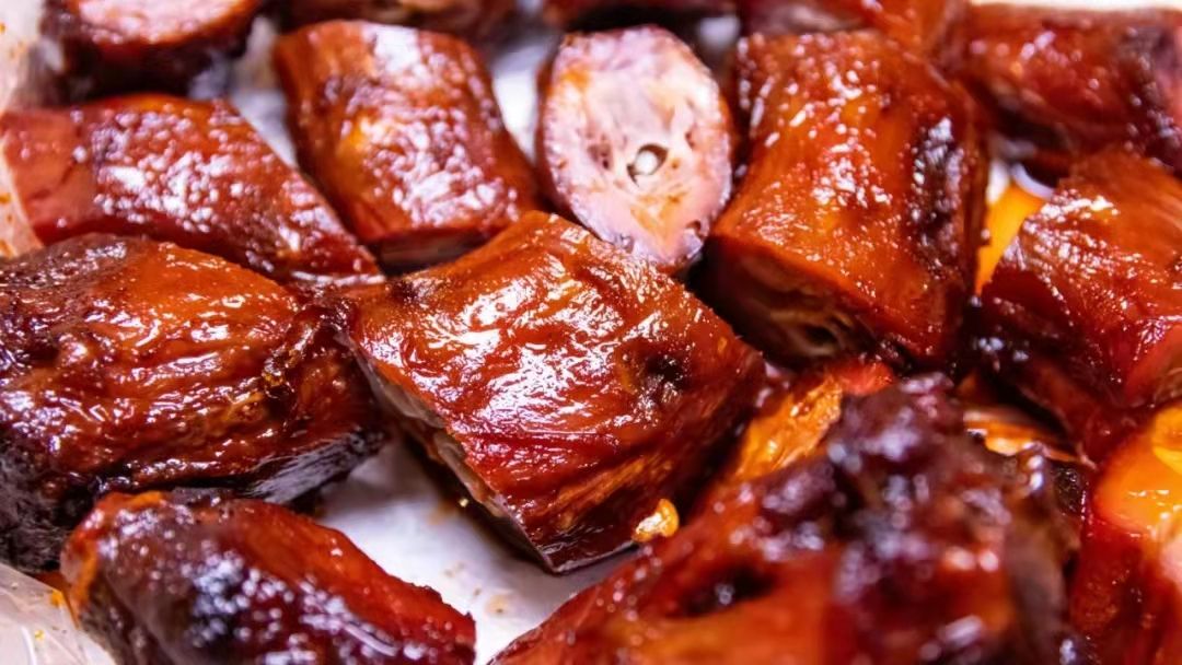 曾被骂不卫生的卤味，如今却价值千亿！卤味是如何征服食客的？