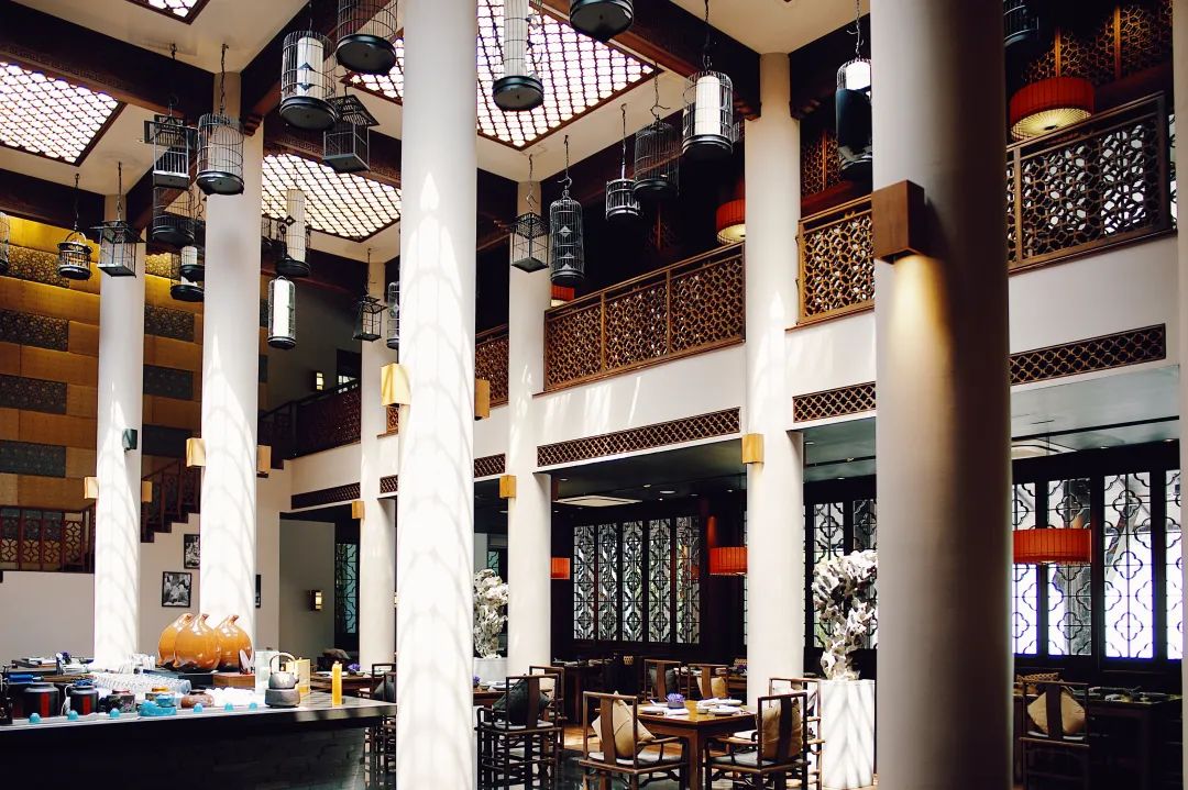 三亚打卡必住酒店之一,三亚十大必住酒店推荐排名最新