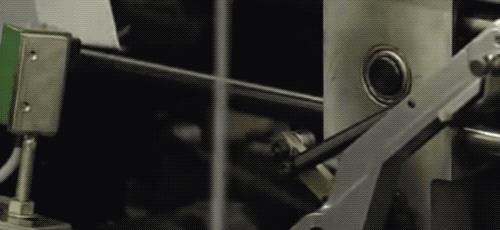 *袜丝**为什么没有缝?连裤*袜丝**又是怎么把两只*袜丝**拼接到一起的?