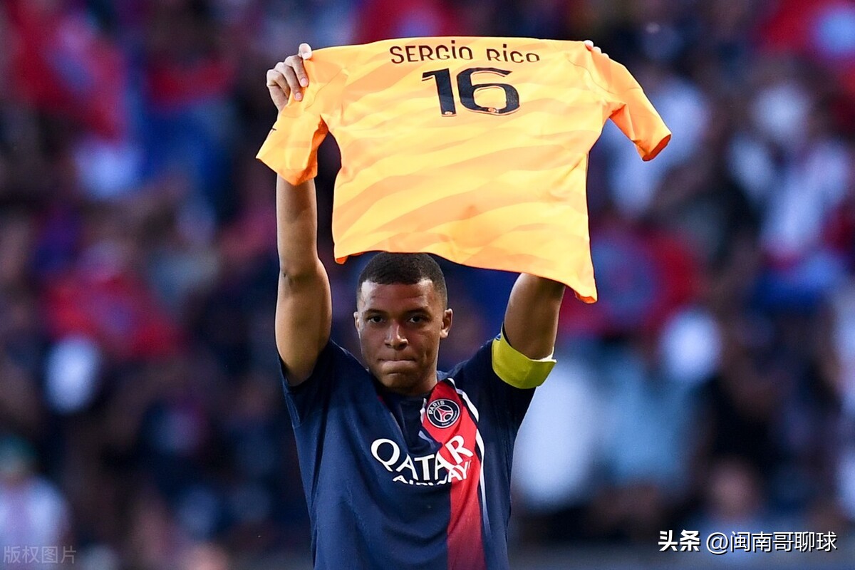 姆巴佩足坛身价,瑞士知名足球运动员