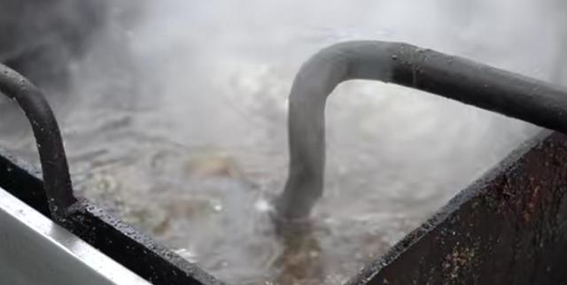 山东小伙摆摊卖零食,山东小哥摆地摊