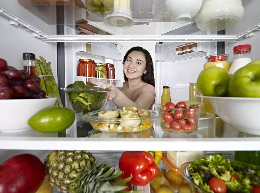 鸡蛋不放冰箱放一年都不坏的方法,鸡蛋保存方法可直接放冰箱保鲜吗