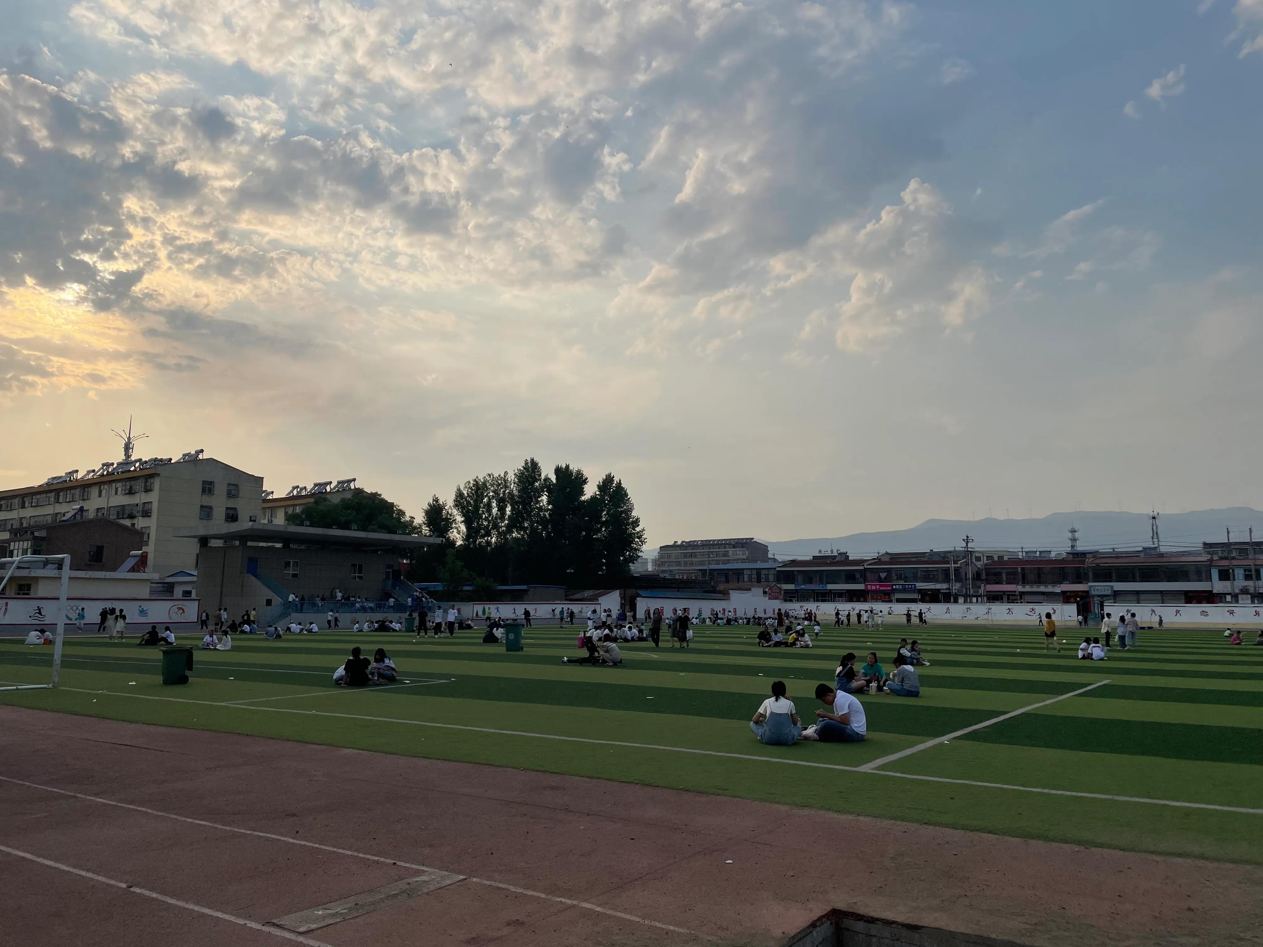 足球比赛现状列表,中国足球的现状英语