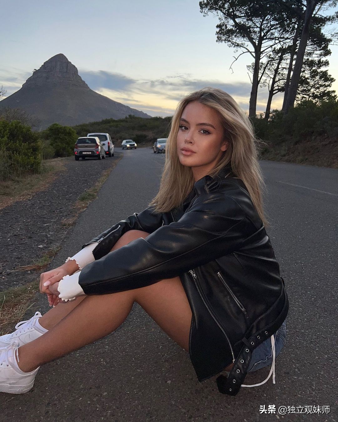 索拉亚埃克斯图片,德国金发模特索拉亚埃克斯