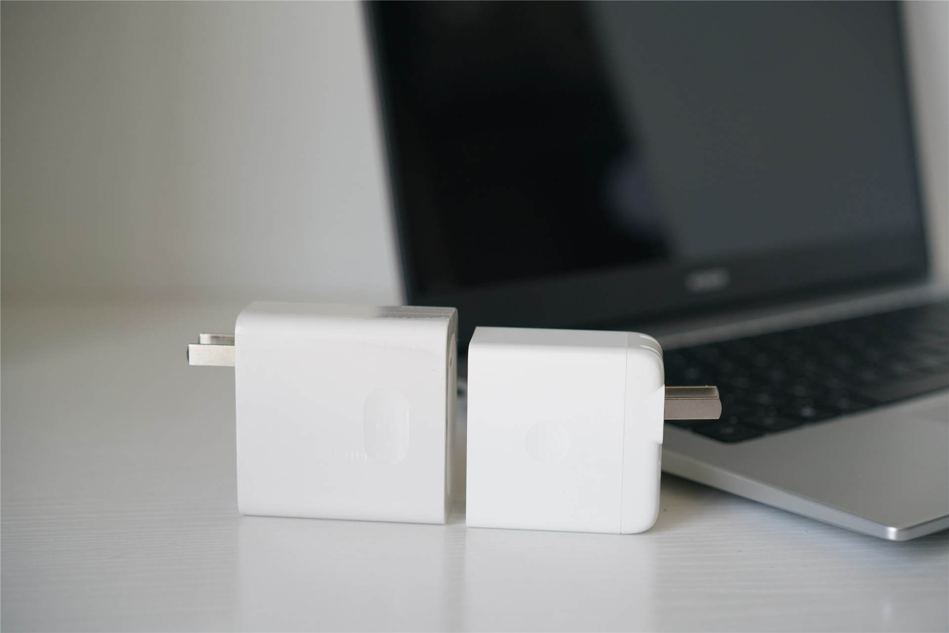 支持多种协议无线快充,aigo多接口快充