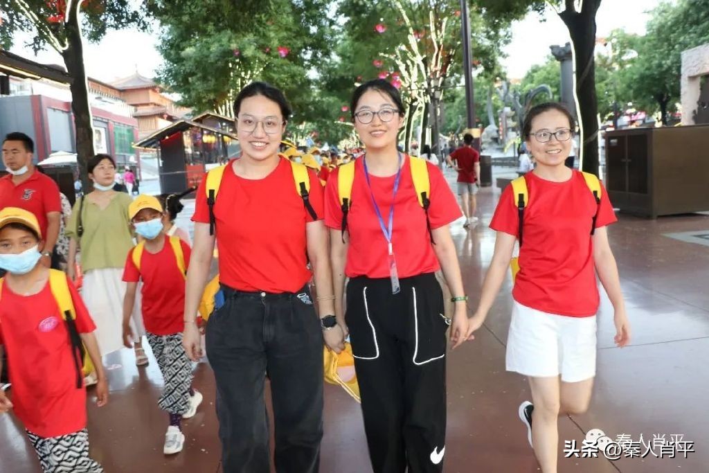 石榴籽一家亲夏令营总结会,石榴籽一家亲夏令营视频