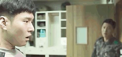 浣嗗嚒鏈夊潡鑵硅倢閮芥槸绗戝嚭鏉ョ殑,姣忎竴甯ч兘绗戝嚭鑵硅倢