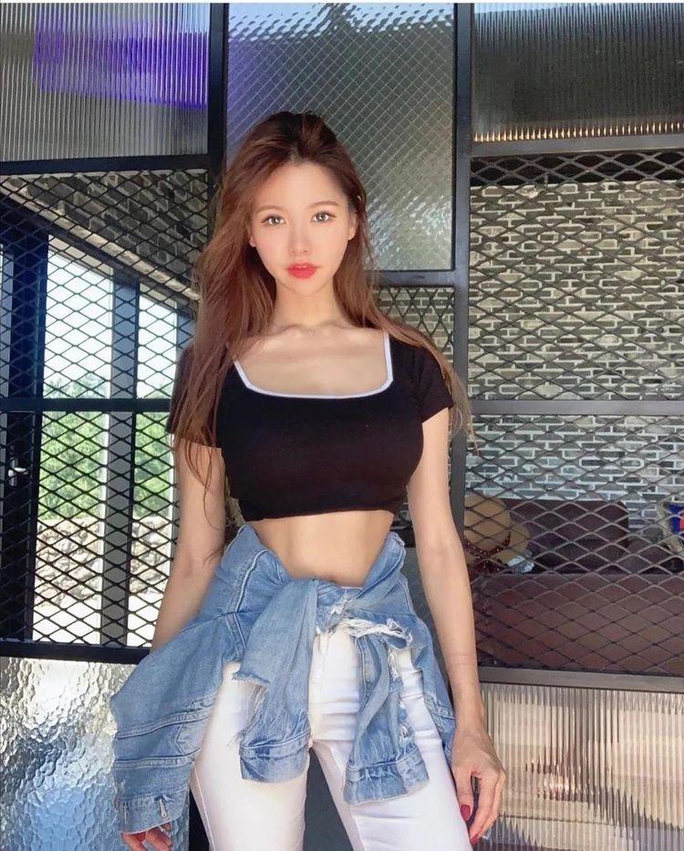 职业健身女主持人,韩国最美健身女明星