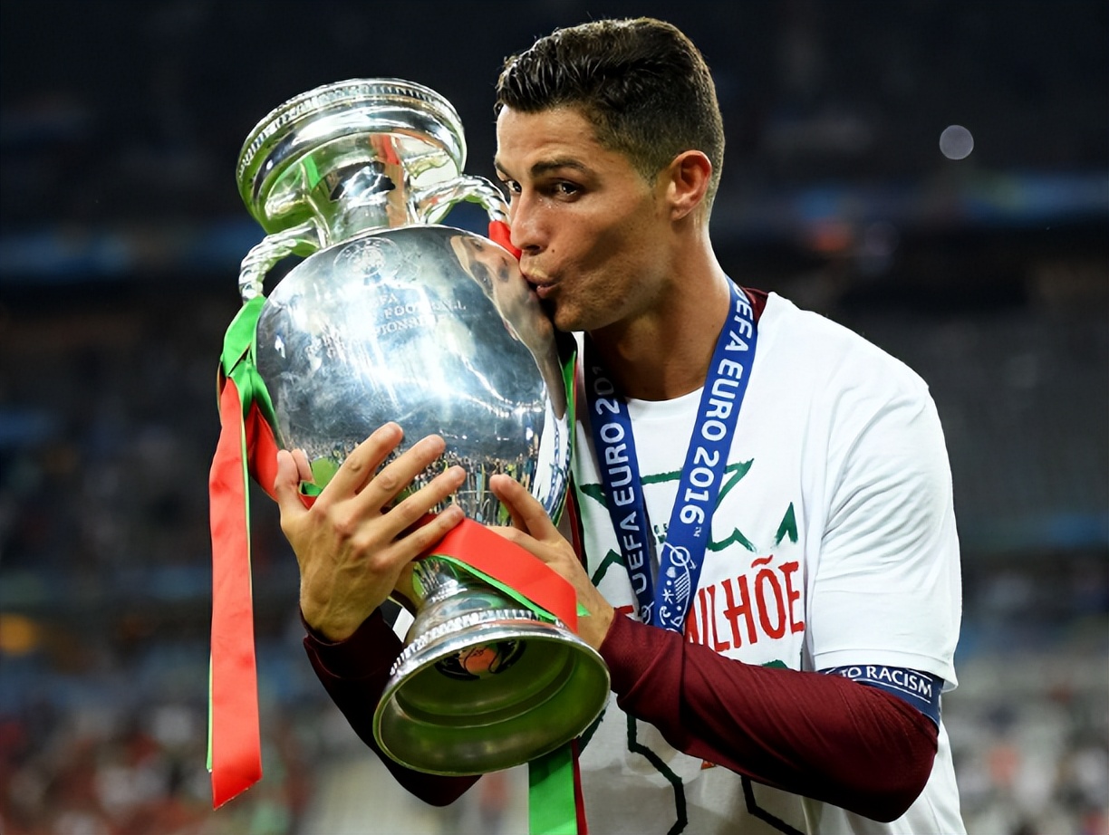 足坛历史射手榜c罗会第一吗,足坛历史豪门射手榜