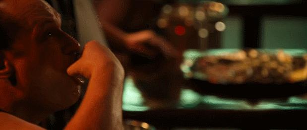 *欲肉**满满,一个脱衣舞中的“美国梦”,美版《狂飙》太狂了!