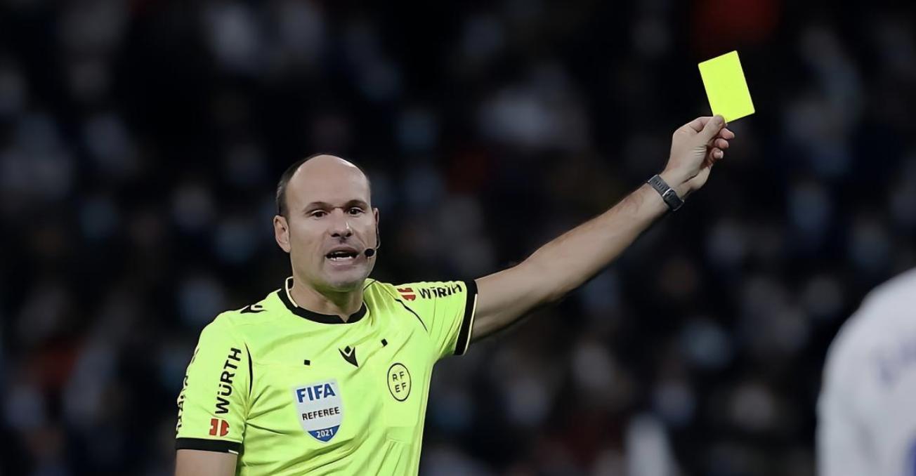 *药火**味浓烈！美国足协篡改伊朗*旗国**，后者申请将美国踢出世界杯