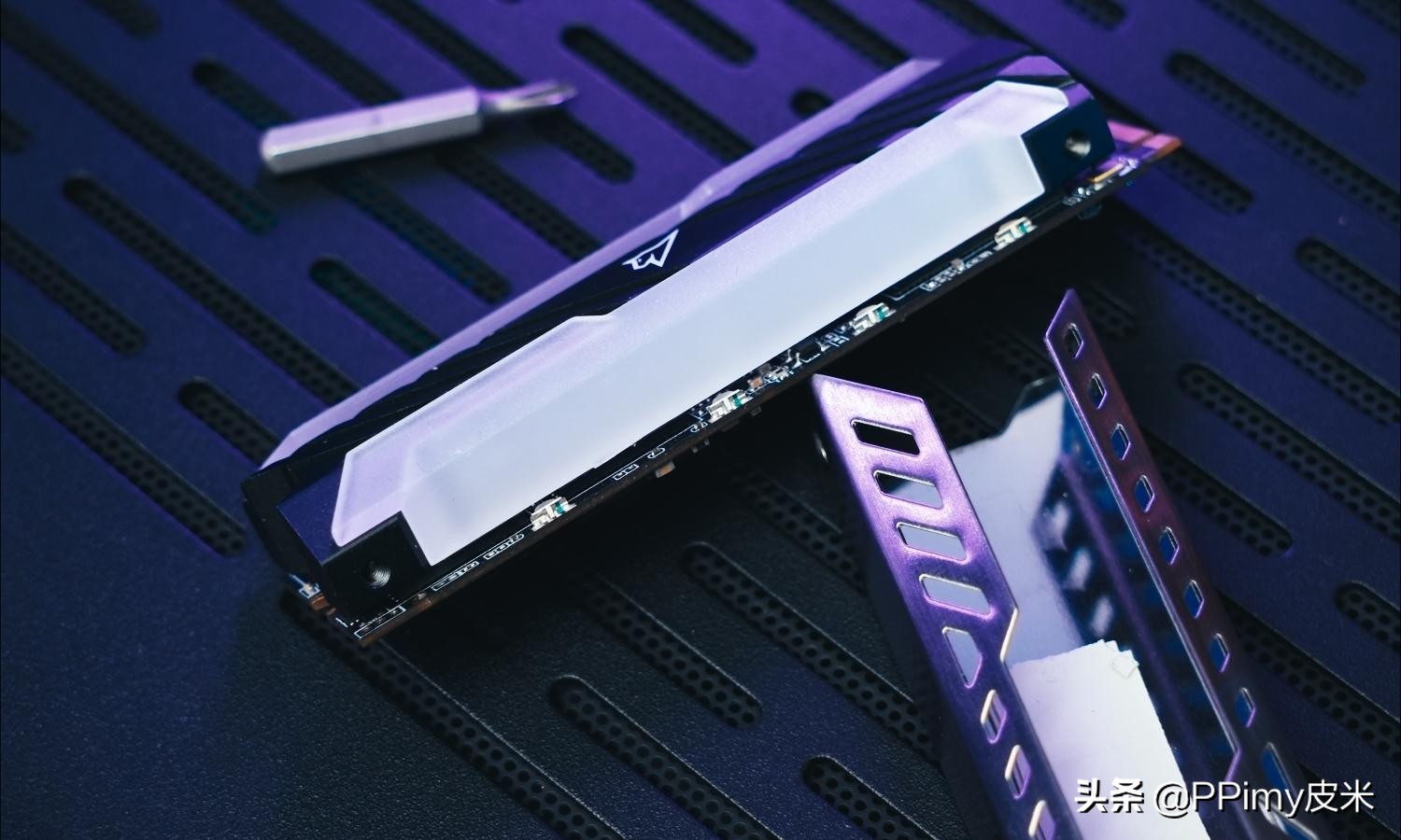 朗科nv3000绝影固态测评,朗科nv3000绝影