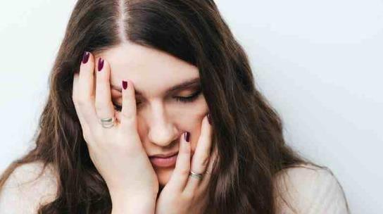 45岁体毛变白预示着什么,特殊部位毛发变白是老了吗