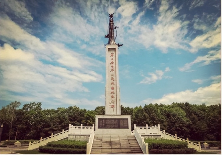 虎头要塞连着东宁要塞吗,东宁要塞和虎头要塞门票