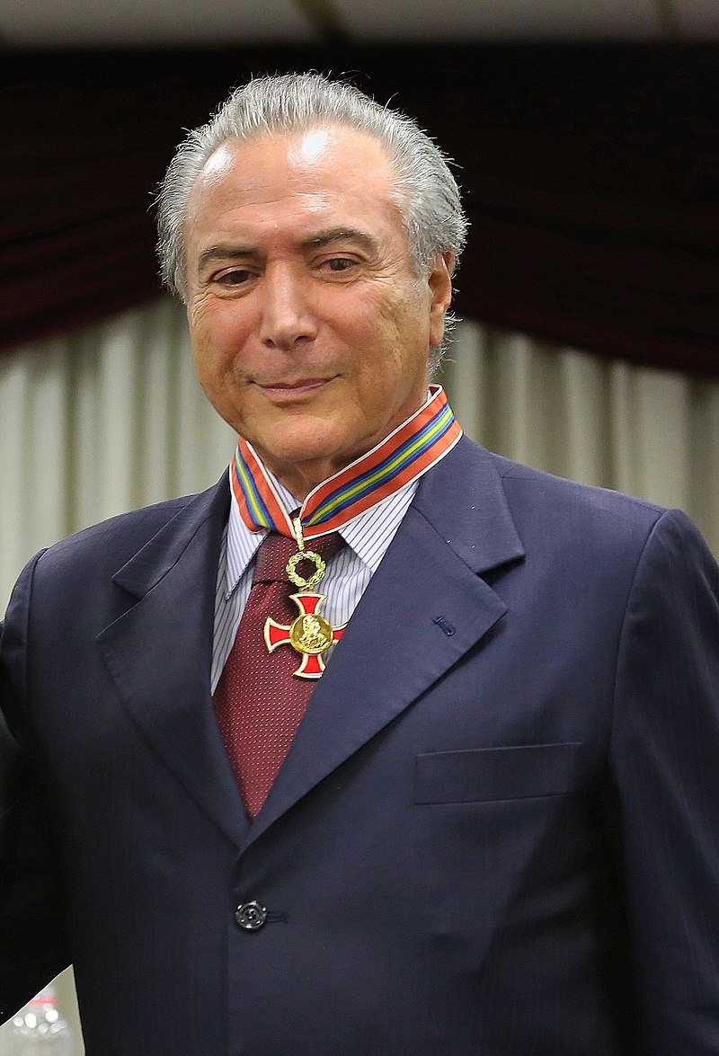 巴西最美第一夫人：小丈夫43岁选美出身，52名仆人伺候，排场太大