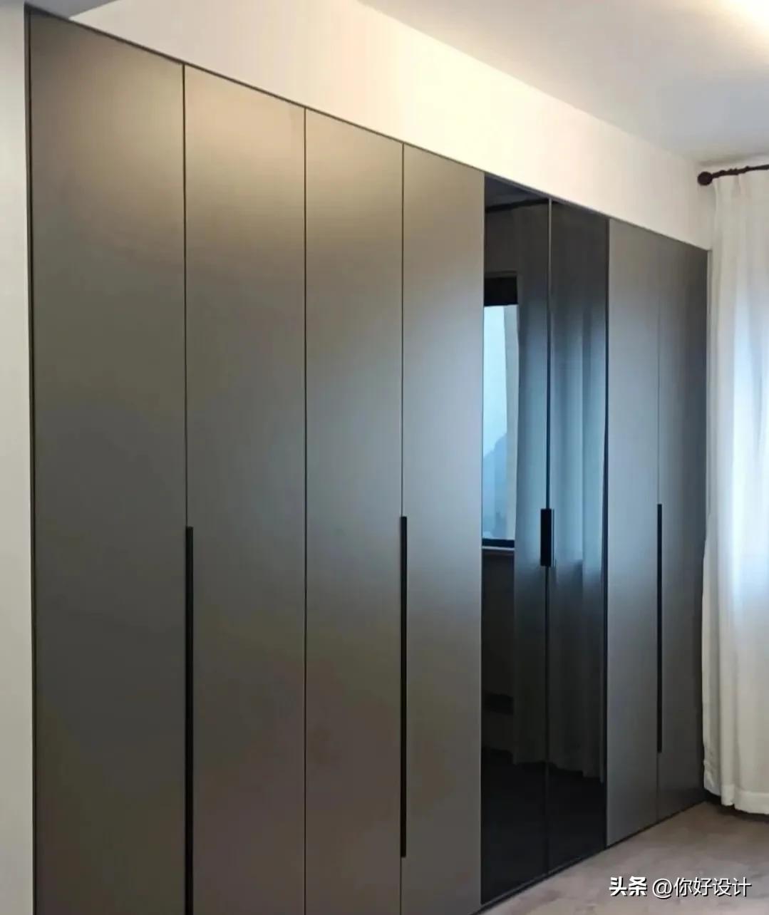 三十厘米宽的衣柜推荐,三十款卧室高颜值衣柜案例
