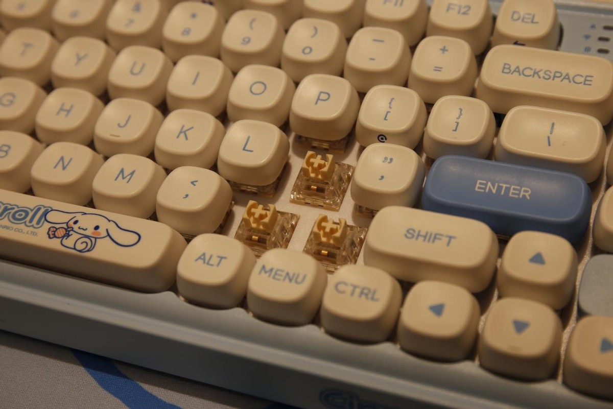 达尔优玉桂狗键盘是什么轴,达尔优玉桂狗键盘怎么调背光