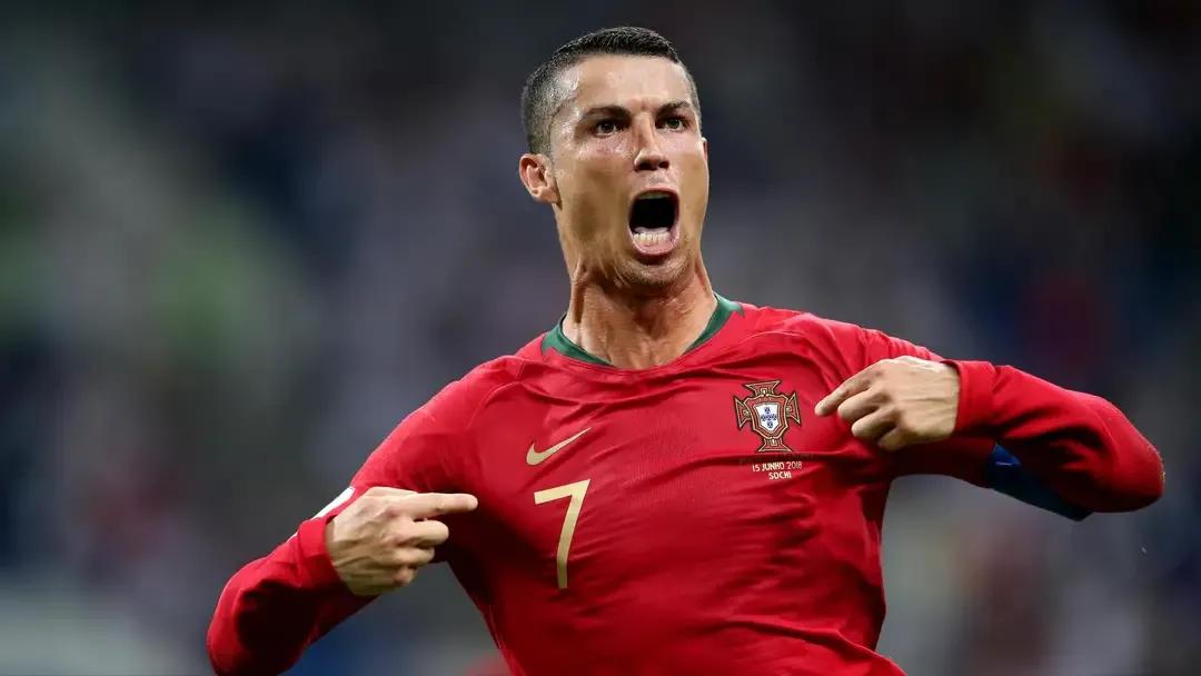 足球历史实力前十名的球员排名,世界足球历史水平排名