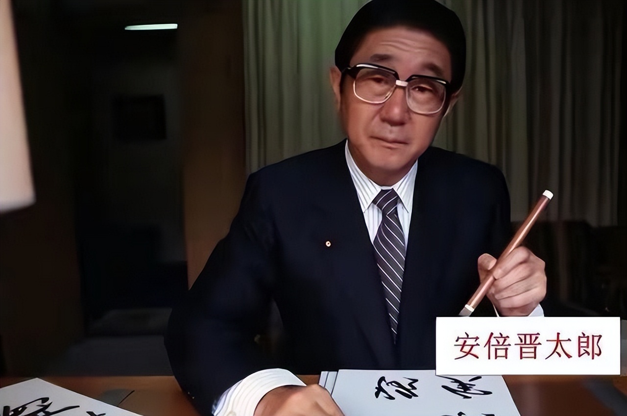 安倍晋三的政策对日本人的影响,如何评价安倍晋三的执政表现