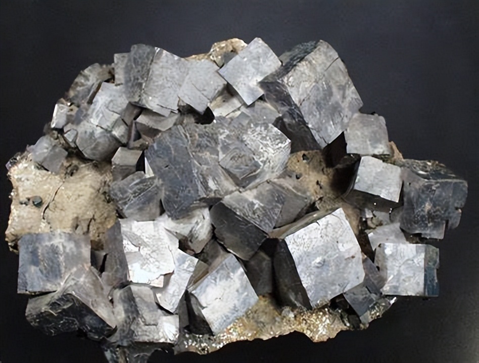 锌的价格计算公式,锌精粉如何定价