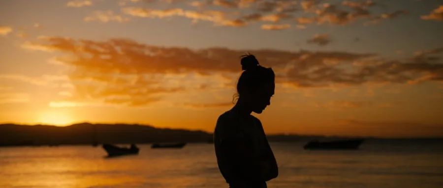 过分期待是一切痛苦的根源,唯期待是所有痛苦的根源