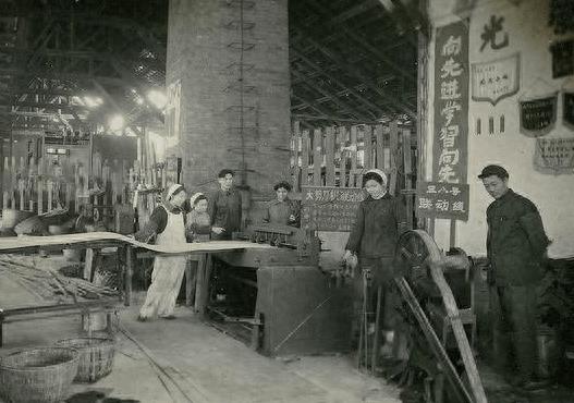 广东一男子罔顾人伦，竟将手伸向自己的母亲，是何结局？